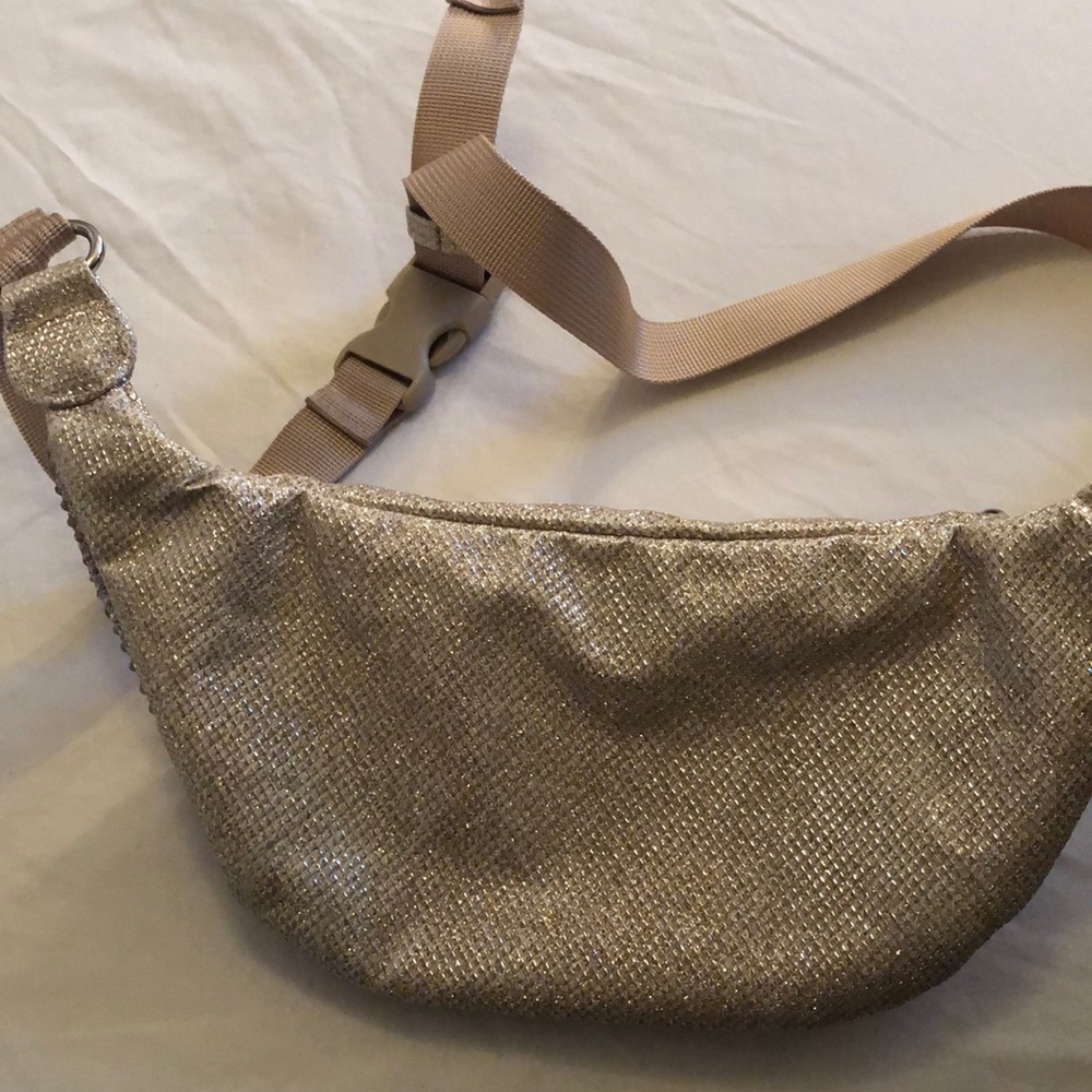 Fanny pack - Picture 2 of 2
